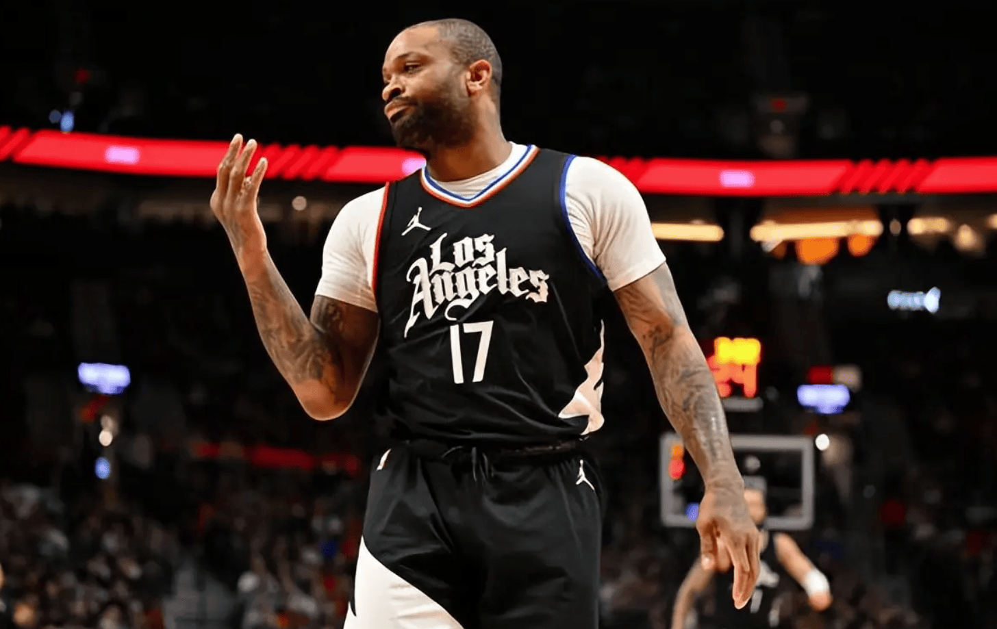 NBA季后赛倒计时,夏洛特黄蜂今夜绝杀压哨,细节引发关注,管理层满意,年轻球员得到机会的简单介绍 NBA季后赛倒计时,夏洛特黄蜂今夜绝杀压哨,细节引发关注,管理层满意,年轻球员得到机会的简单介绍