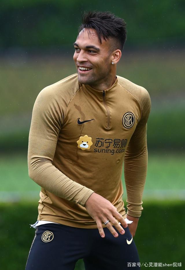 内马尔转会巴萨球迷 内马尔转会巴萨球迷