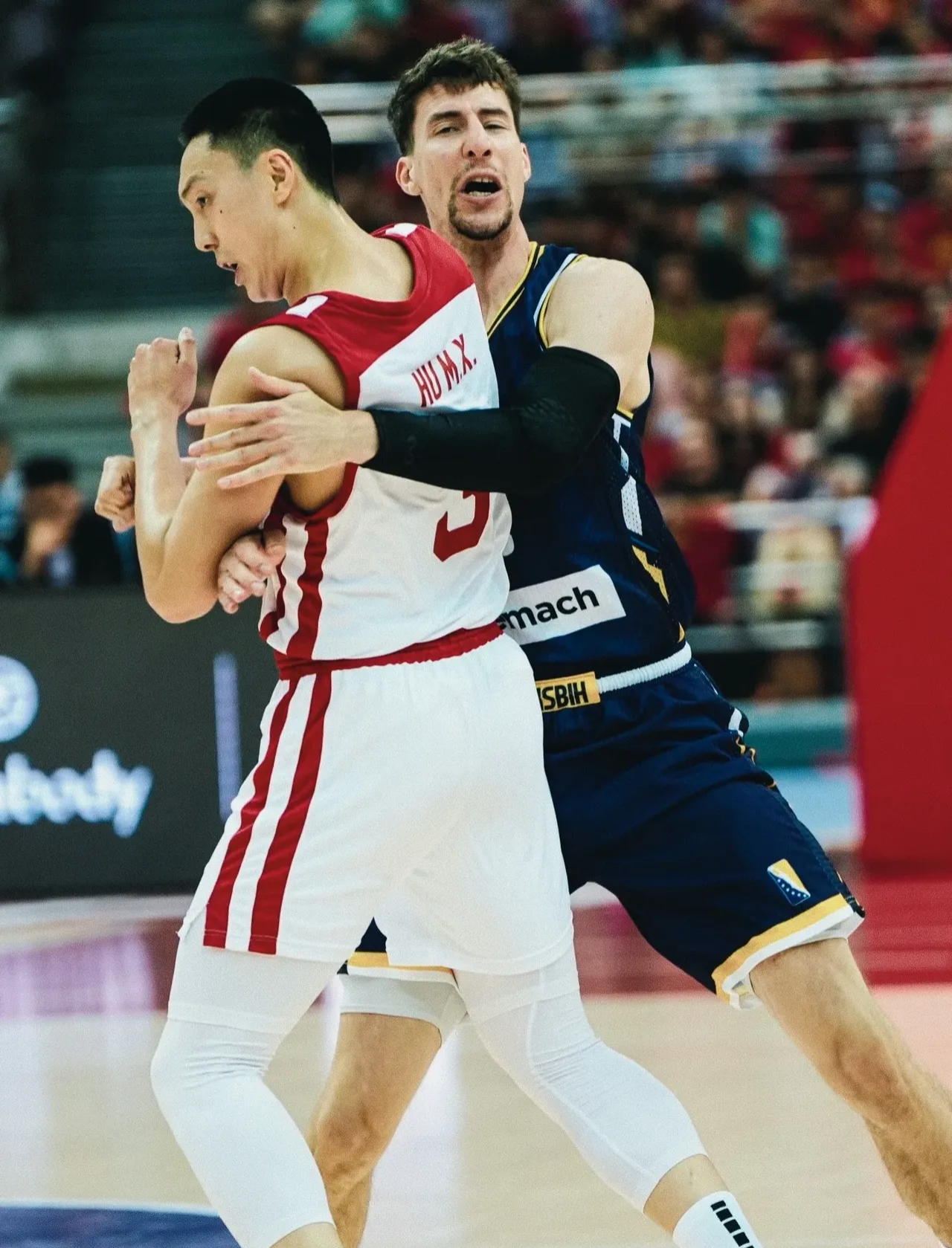 包含赛后突围战来临，罗马围绕CBA季后赛回应争议，引发热议，球队文化再被提及的词条9SPORTS体育赛事直播